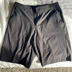 Mens Lululemon black commission shorts